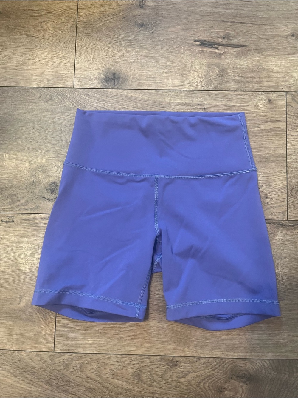 Lululemon electric purple wonder train shorts size 6. Great condition